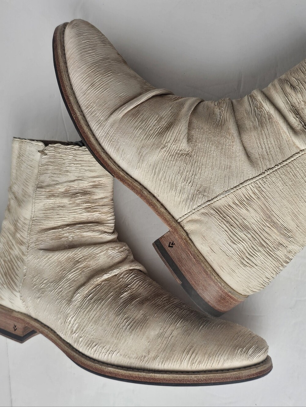 John Varvatos Morrison Sharpei Boot Size 9 USA Handmade Italy Beige Luxury